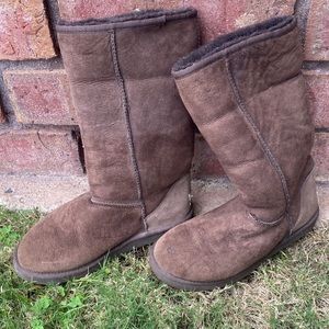 UGG Classic Tall II Boot - Chocolate - Size 7